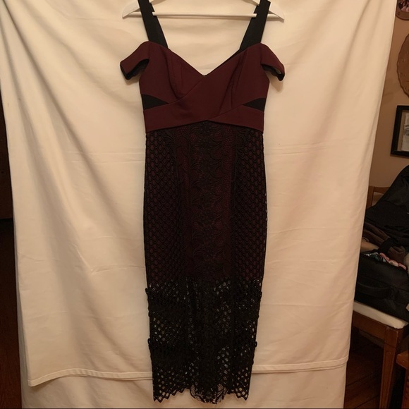 Three Floor burgundy and black lace dress - Picture 3 of 6